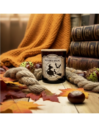 Świeca Witches Brew – Daj się Otulić Sennej Klątwie (Lukrecja)